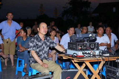小時(shí)人物 海寧露天電影放映員徐九斤 40年放最多的電影是 少林寺